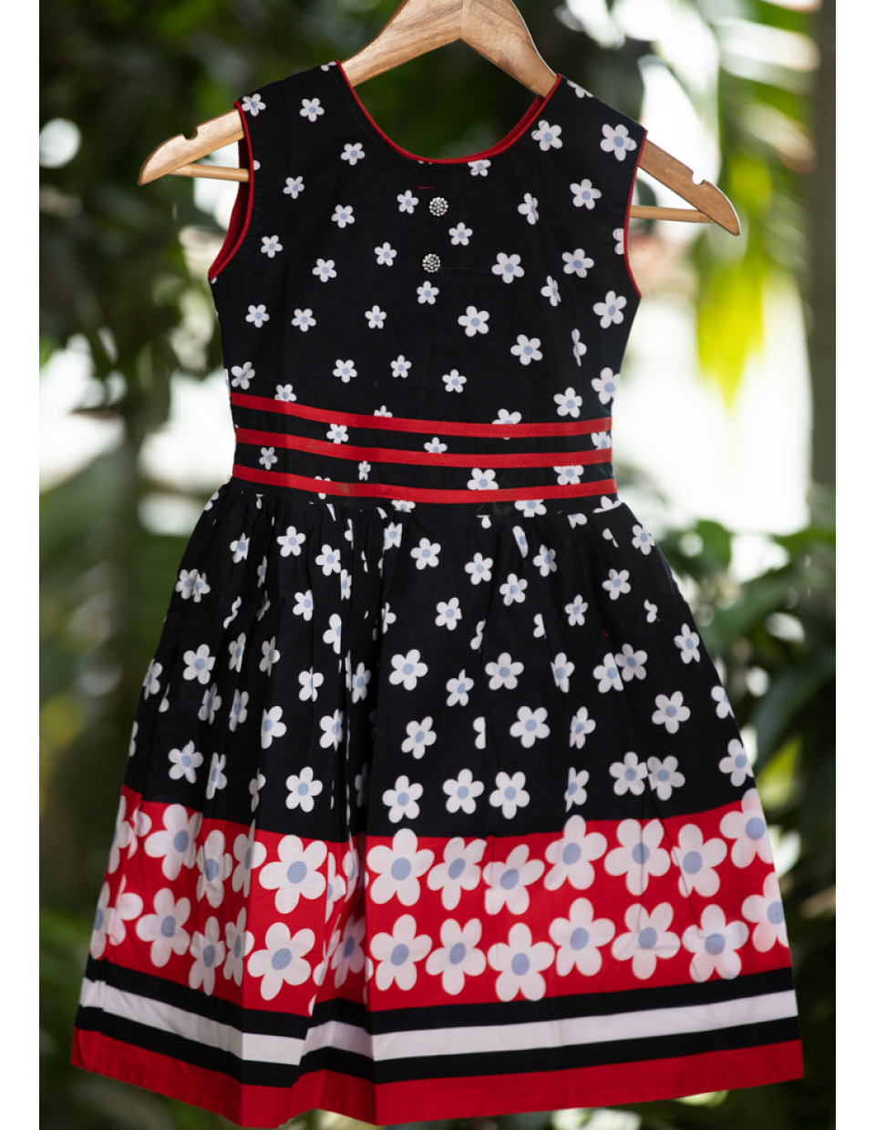 All Over Printed Frock With Contrast Color Piping Border (KR1180) All Over Printed Frock With Contrast Color Piping Border (KR1180)